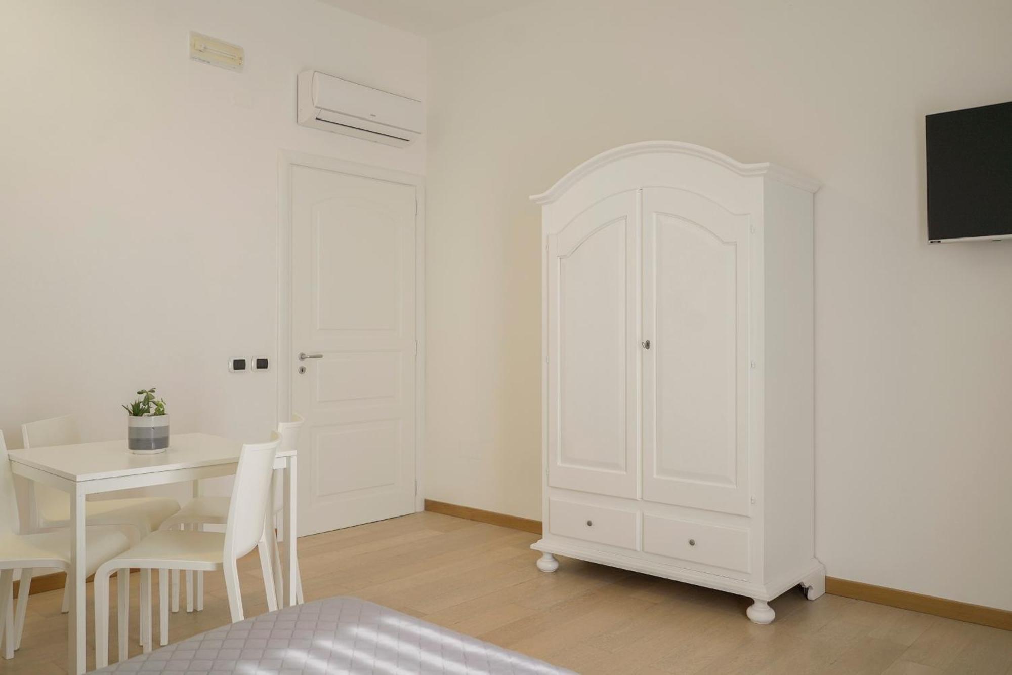 Bed and Breakfast Terra Di Vento Montecorvino Pugliano Экстерьер фото